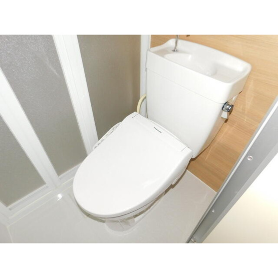 【トイレ】 | トスカ | 洗浄便座付き、同建物別部屋参考