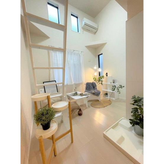 【居間・リビング】 | トスカ | 同建物別部屋参考
モデルルーム設置