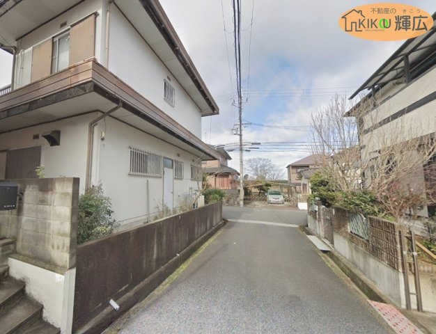 加古川市山手2丁目　土地の前面道路含む現地写真