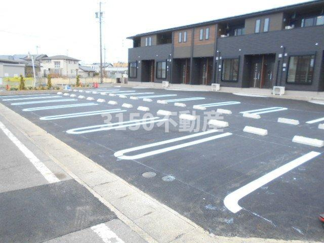 ブルー　バレーⅡの駐車場|駐車場に車を止められます