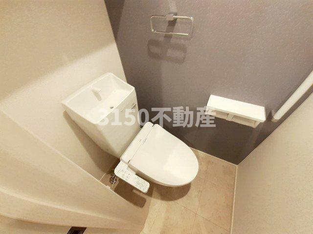 ブルー　バレーⅡのトイレ|落ち着いたトイレです