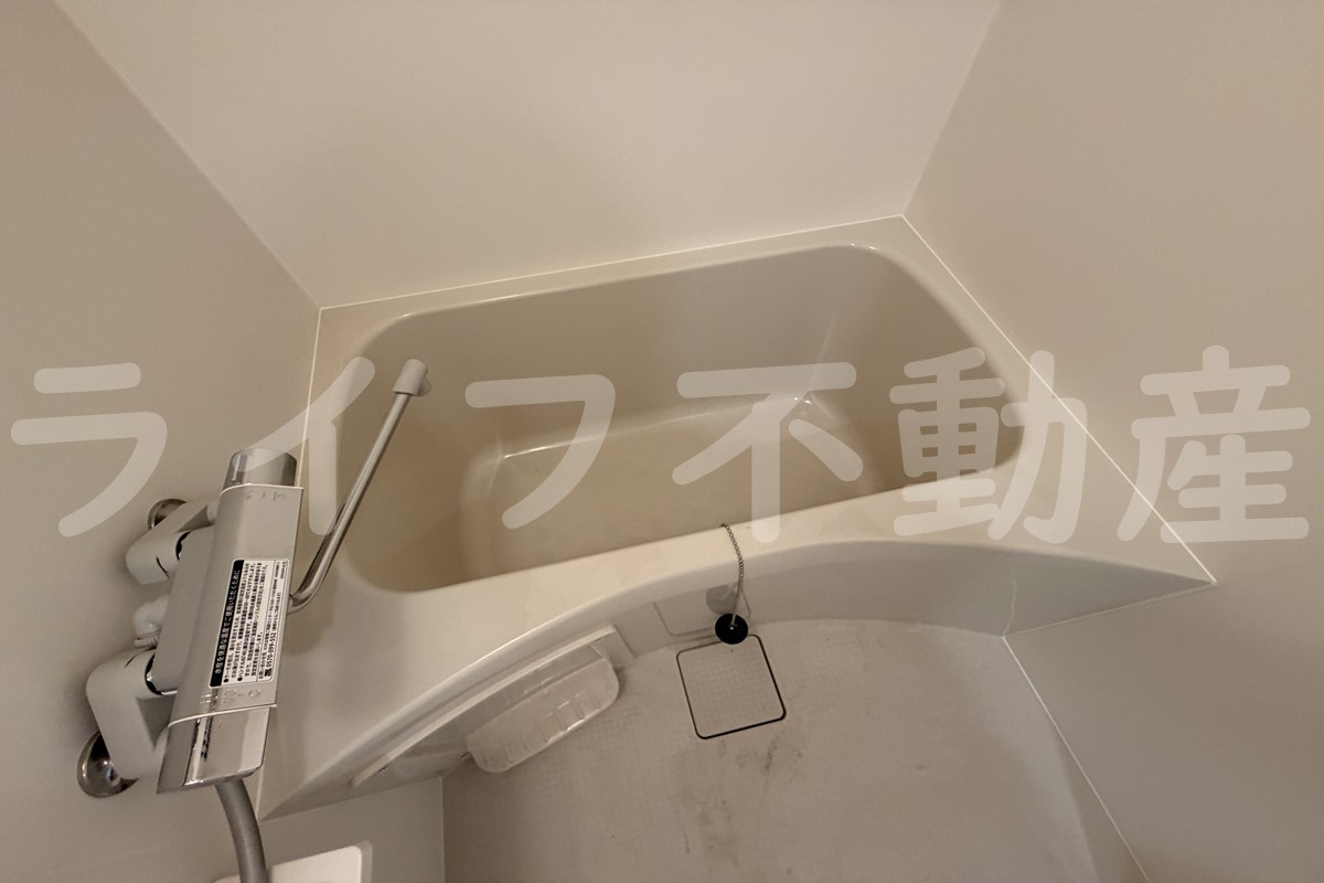 ファステート東大阪アダマスの浴室