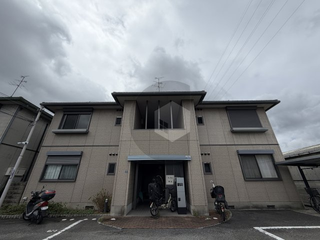 ディアス奥山の外観