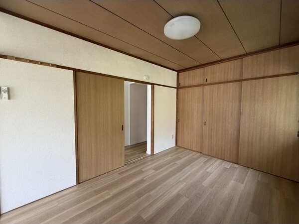 シャトー春山の内装