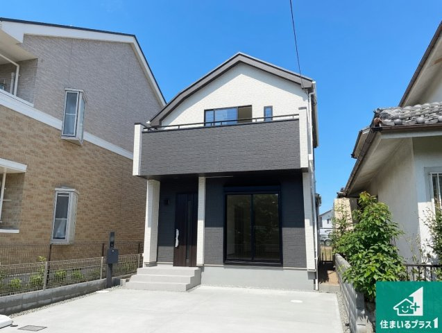 29日(土)30日(日)現地ご見学可能！　伊丹市荻野　新築一戸建ての外観|安心の10年保証！外観を美しく保ち、雨水で汚れを落とします！気になることがありましたら、お気軽にお問い合わせください！