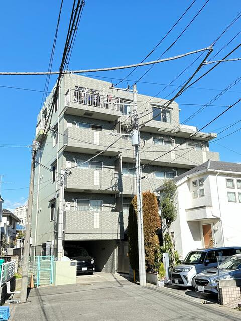 ブルームの外観