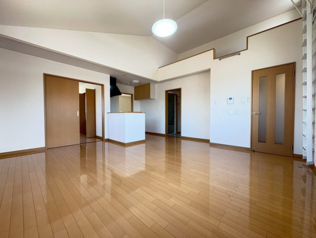 ビラ昭和3号館の居間・リビング