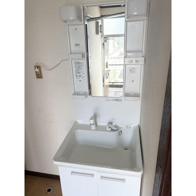 柏市高田アパートの独立洗面台