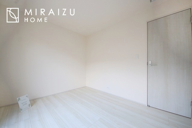【子供部屋】 | プライバシー性と開放感を高める住環境。陽当たりの良い開かれたロケーションを活かし、心地よい暮らしをプランニング