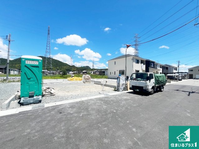 姫路市北原　第7期　新築一戸建ての前面道路含む現地写真|周辺は落ち着いた街並みの住宅地！子育てがしやすい住環境です！まだ未完成ですが、現地でしかわからない事もございます。是非一度ご覧ください。