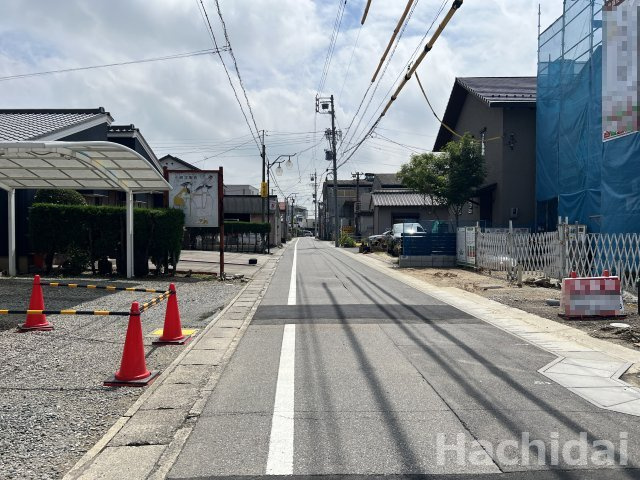 碧南市松江町6丁目1期　新築戸建＜5号棟＞の前面道路含む現地写真