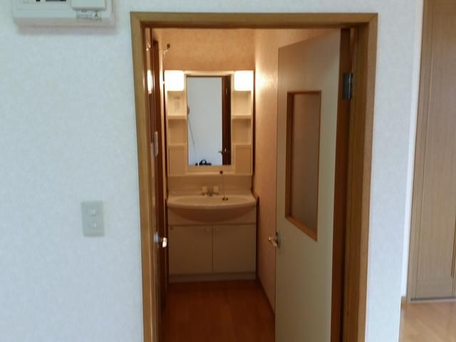 プチハイムの独立洗面台