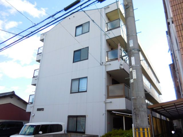 ブリーザ秋月の外観