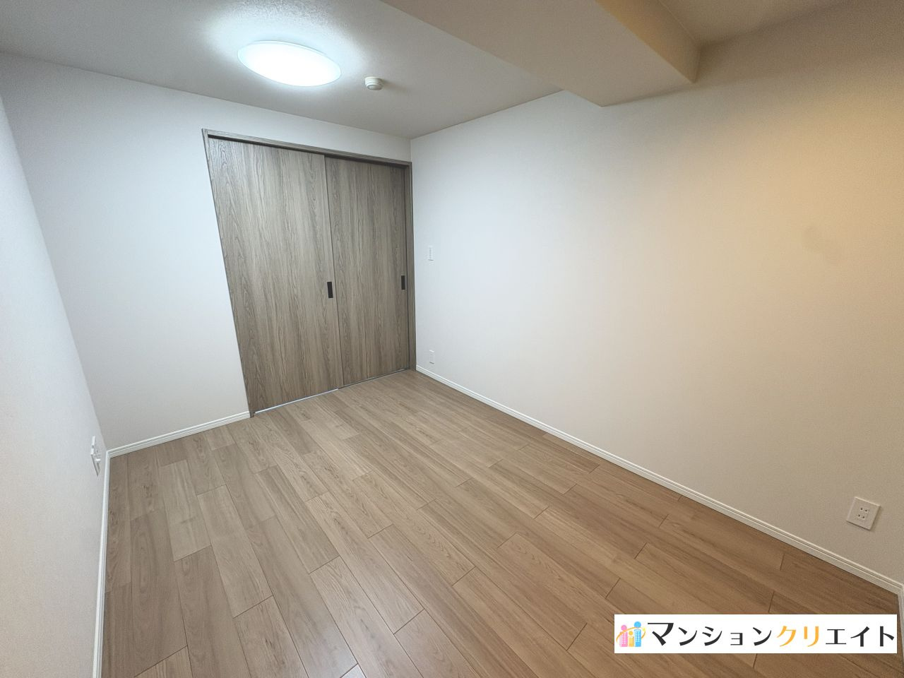 ロアール高木の洋室|洋室6.0帖