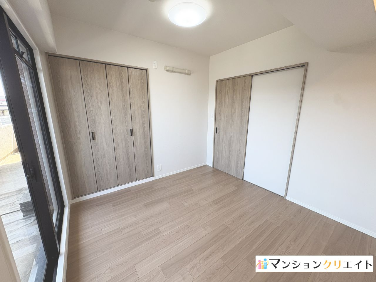 ロアール高木の洋室|洋室5.6帖