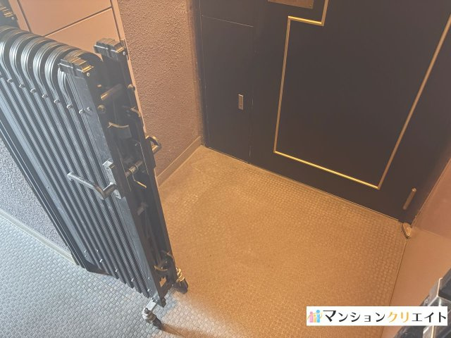 ロアール高木の玄関|柵付きです
