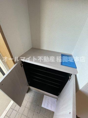 川崎市多摩区菅６丁目の賃貸マンションの収納