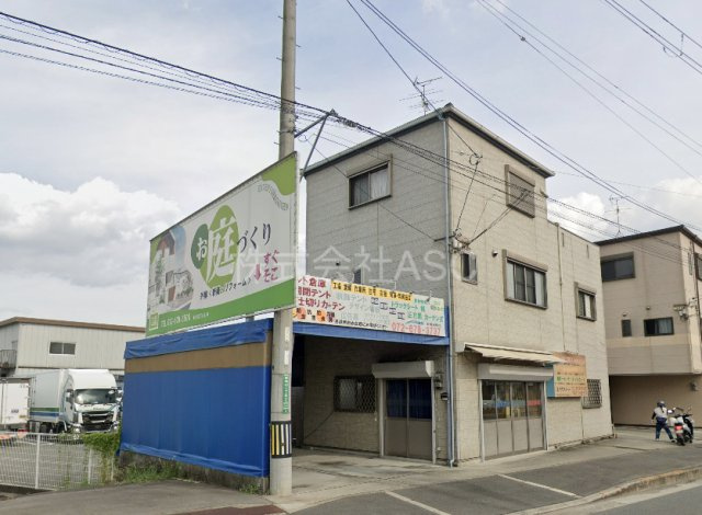 高槻市唐崎北2丁目貸店舗付き戸建て