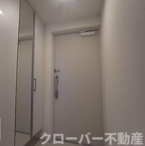 アルファスマート丸亀城西の玄関