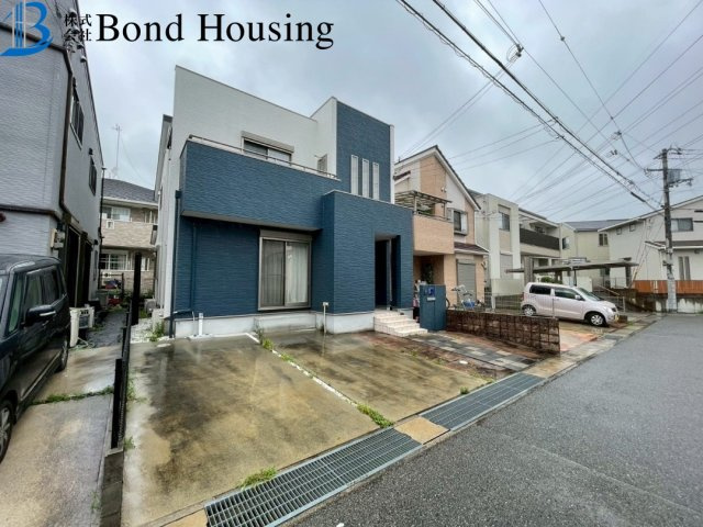 LDK22帖以上ありで開放的です　水谷1丁目　築16年の前面道路含む現地写真