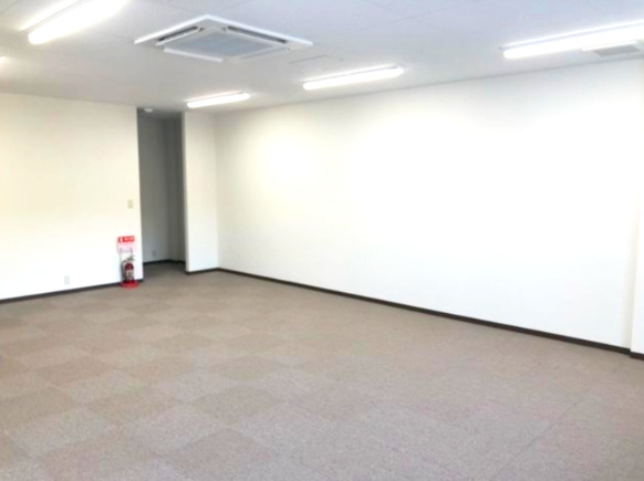 ＯＲＡＮＧＥ　ＢＡＳＥ　ｋａｔａｇｉｈａｒａの内装