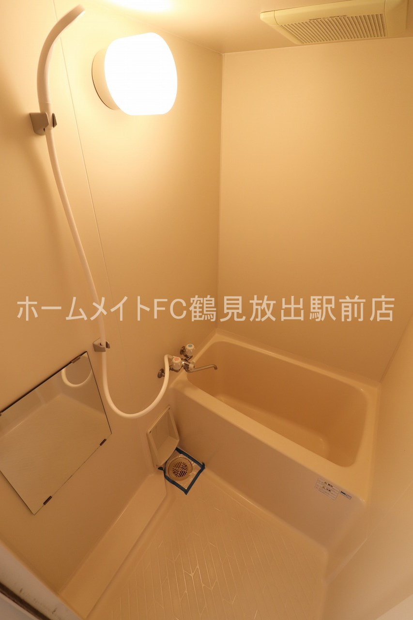 大阪市城東区放出西３丁目の賃貸マンションの浴室