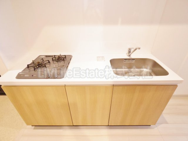 小平市花小金井１丁目のアパートのキッチン
