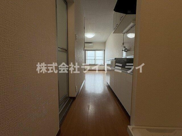 上野アパートメントの内装| 