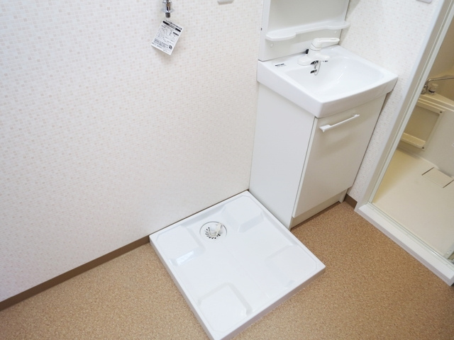 ウッドハウス彩の設備|室内洗濯機置き場完備！