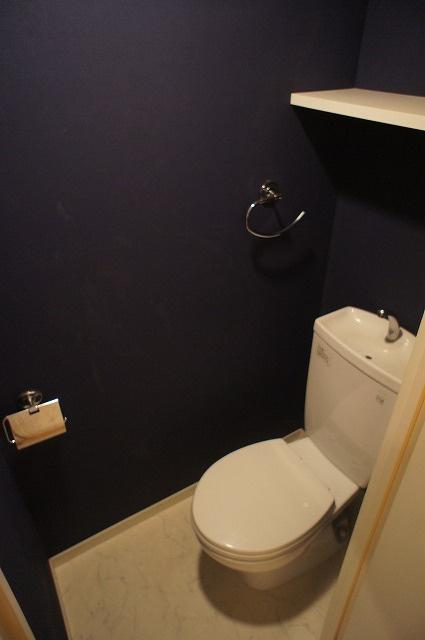 エンクレスト福岡のトイレ|ゆったりとした空間のトイレです