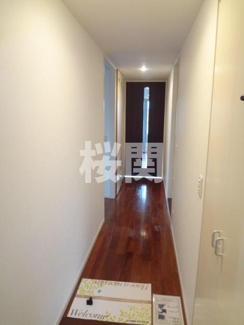 ロジュマン湘南の玄関|※同仕様参考写真