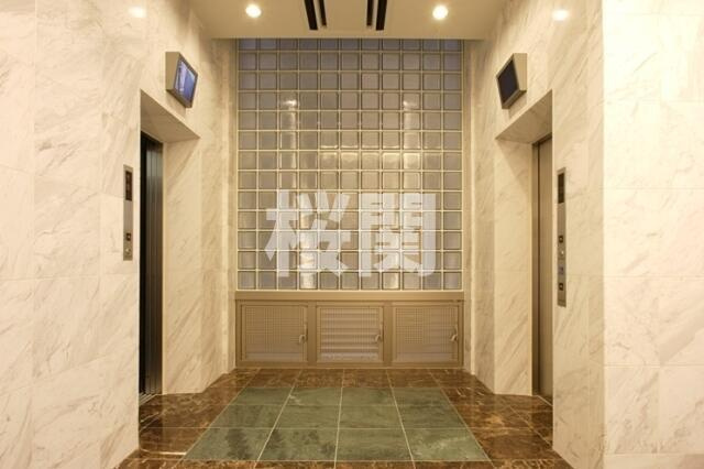 ロジュマン湘南のその他共用部分|エレベーター２基完備