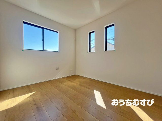 守山区緑ヶ丘 601番（全2棟）の前面道路含む現地写真