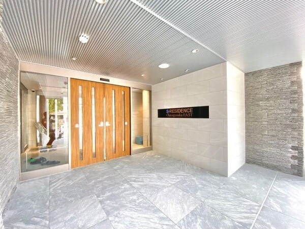 S-RESIDENCE茶屋ヶ坂Eastのエントランス