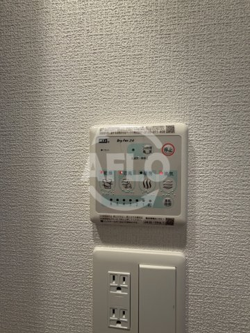 セレニテ東梅田アリエの設備|浴室乾燥機