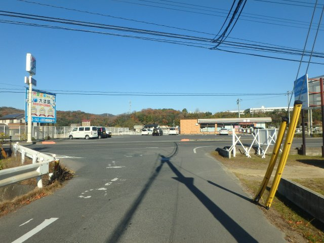 二子（川崎医大東）売地の前面道路含む現地写真