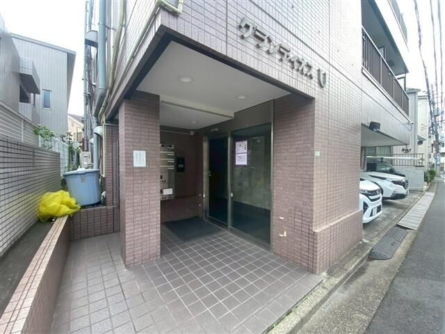 グランディオスＵのエントランス
