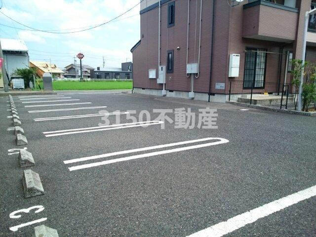 メニープログレスＡの駐車場|駐車スペースもあります