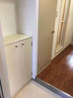 【収納】 | グリーンハイツ | グリーンハイツ　３０２号室と同タイプの室内写真です。
