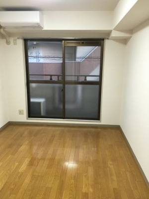 【寝室】 | グリーンハイツ | グリーンハイツ　３０２号室と同タイプの室内写真です。