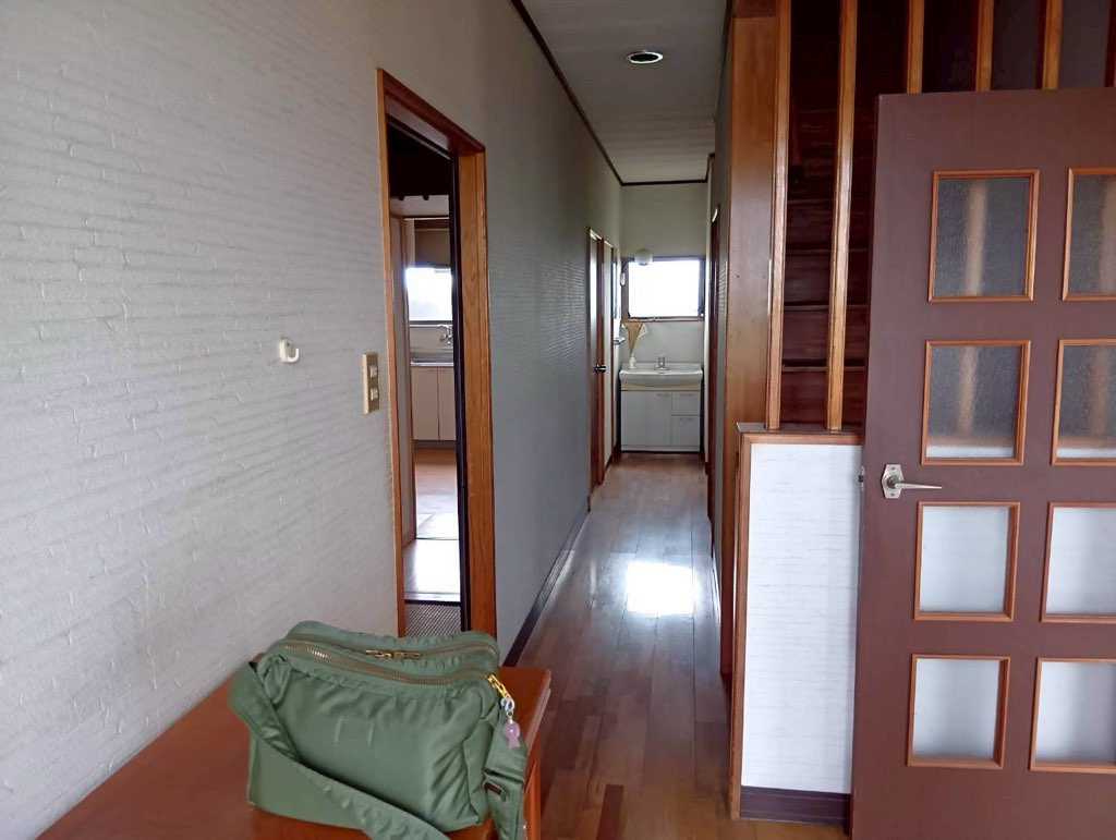 売戸建　小山市下初田の玄関