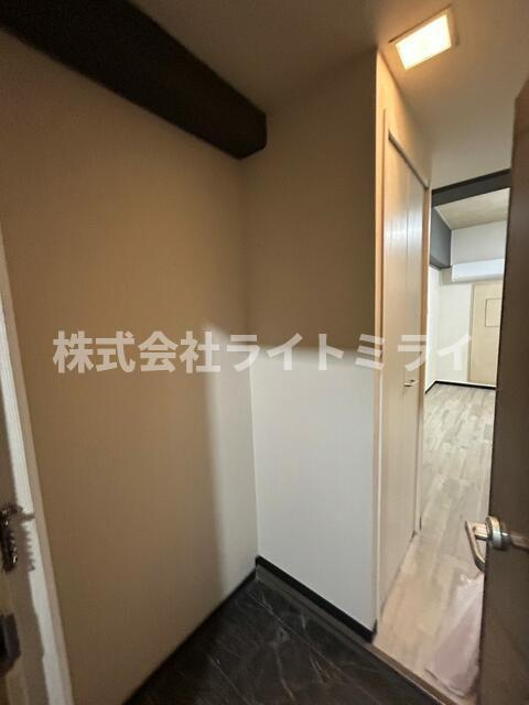 シャルマン文京千駄木の玄関| 