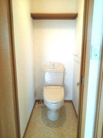 ハーヴェストのトイレ|落ち着いた色調のトイレです