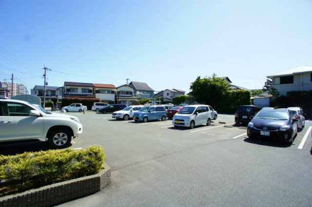 グリーンキャッスル.の駐車場|駐車場完備です