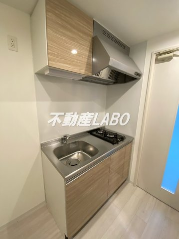 フォーリアライズ弁天町クロスのキッチン