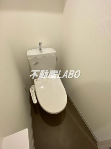 フォーリアライズ弁天町クロスのトイレ