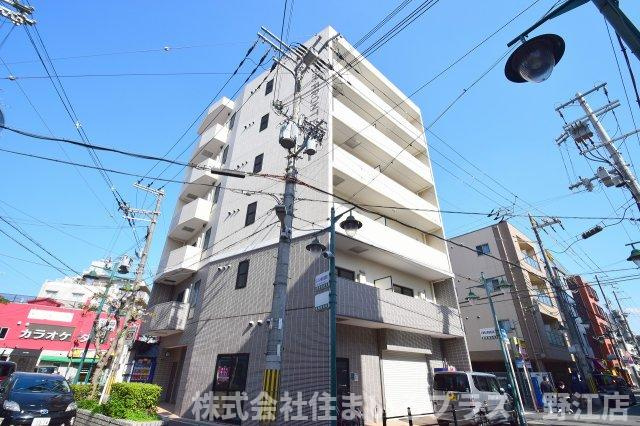 HR FRONT REGAL 新森の外観