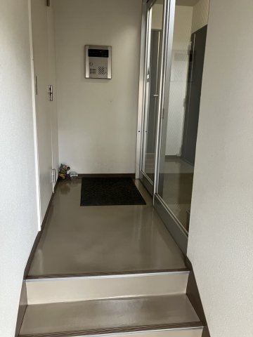 【エントランス】アべニュー神宮