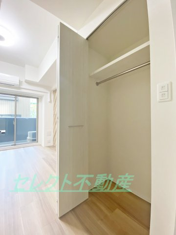 プレサンス名駅南エディフィスの収納