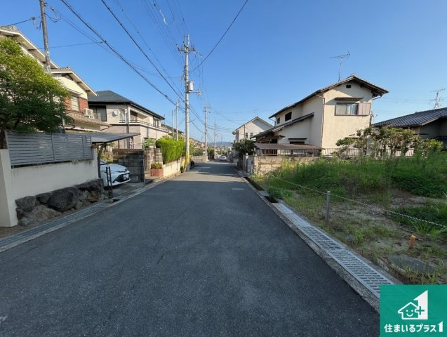 ●5(土)6(日)現地案内可能！　北葛城郡河合町高塚台の前面道路含む現地写真|周辺は閑静な住宅街です。前面道路もしっかりと有りますので車の出し入れも安心ですよ！